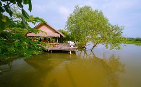 บีไฟน์ สบายโฮเทล แอนด์ รีสอร์ท